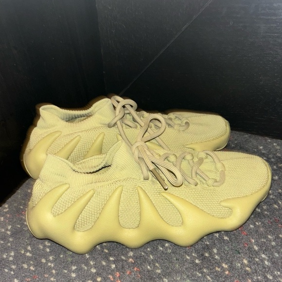 Yeezy 450 Resin 6.5 - Picture 3 of 5